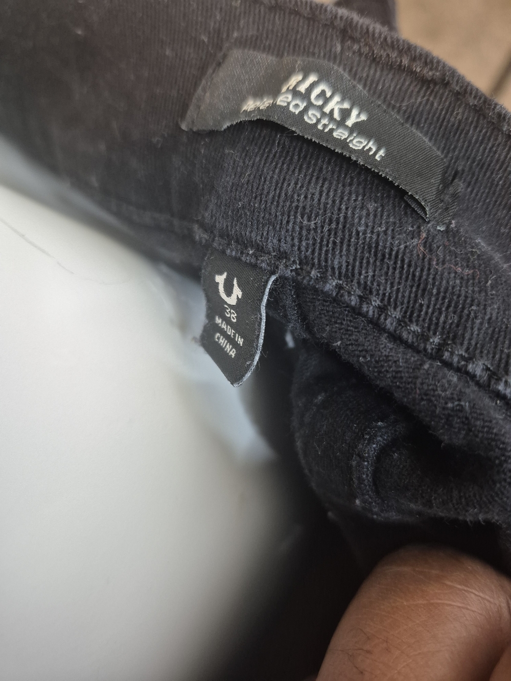 True Religion Men’s Black Relaxed Pocket Jeans - Picture 6 of 6